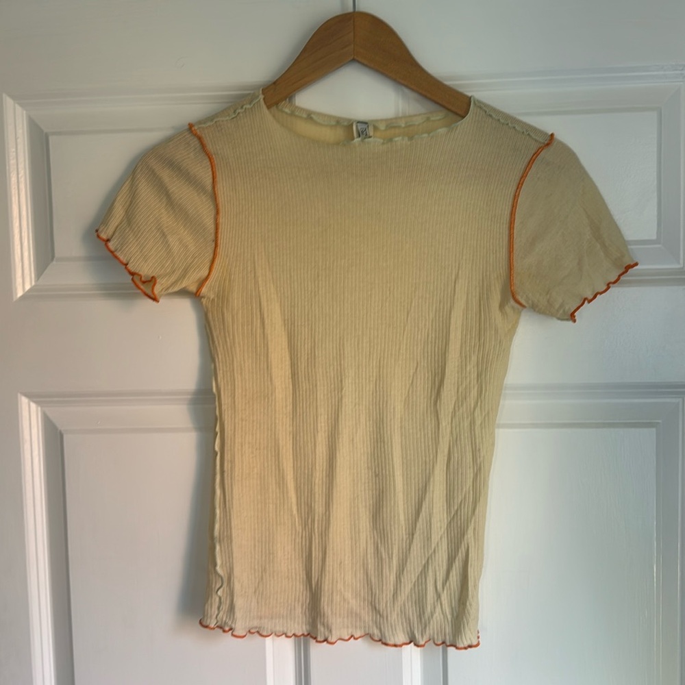 Baserange vein tee shirt sz Medium